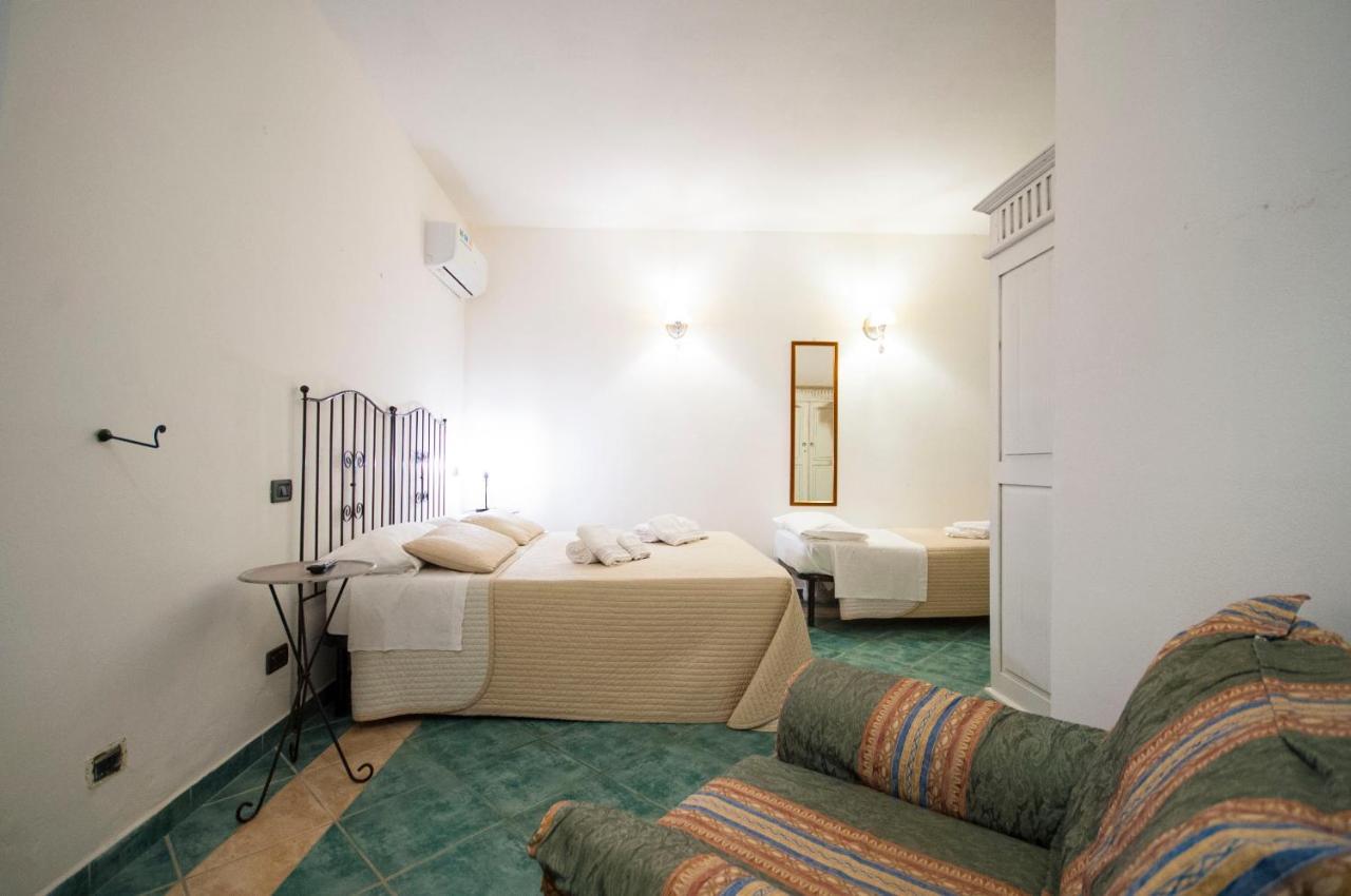 Albergo La Fontanella Noto Exterior photo