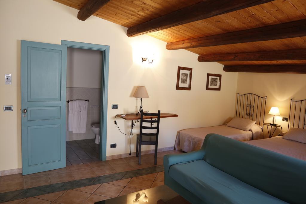 Albergo La Fontanella Noto Exterior photo