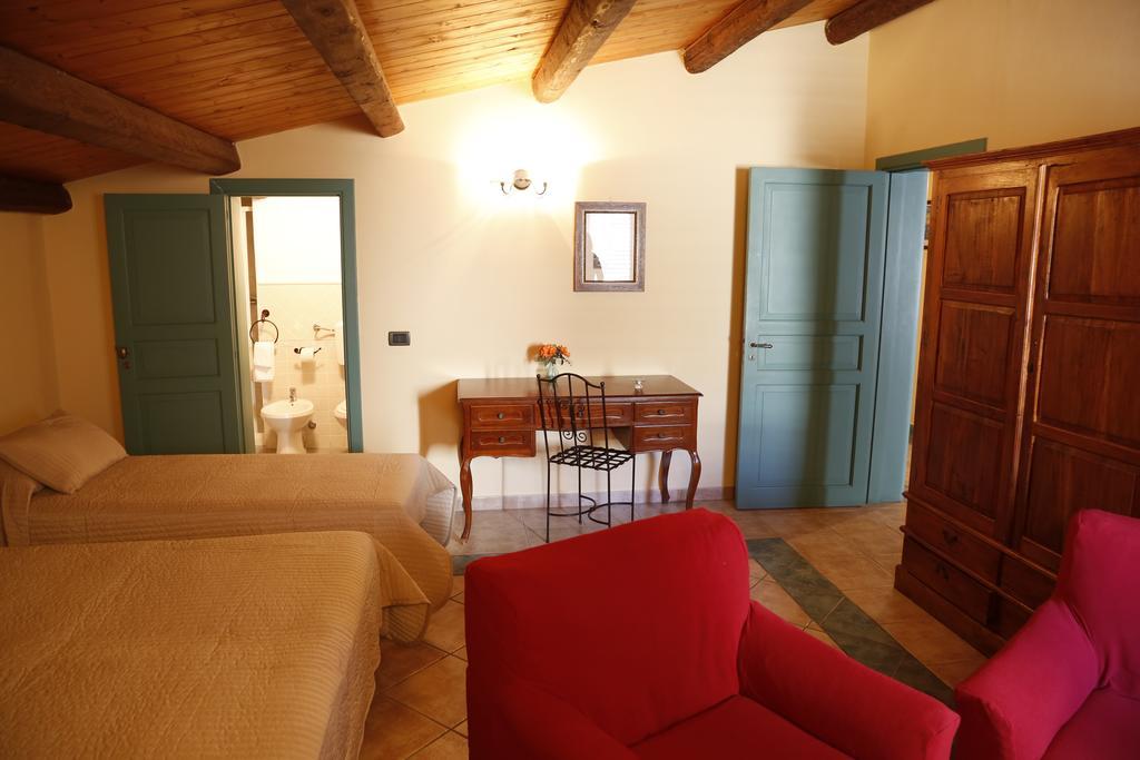 Albergo La Fontanella Noto Exterior photo